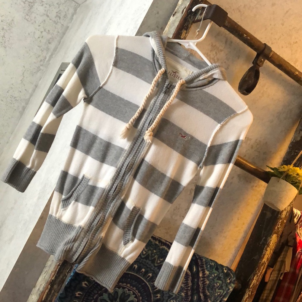 Hollister zip up sweater